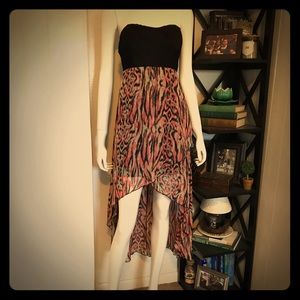 🐆🎀Almost Famous strapless Hilo dress🎀🐆